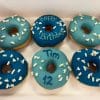 Happy Birthday Donutbox - blaue Glasur mit weißen Schokoflocken