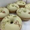 Hochzeit Donut goldene Perlen & Stangen und Streifen + Herz (Kalligraphie & normal)